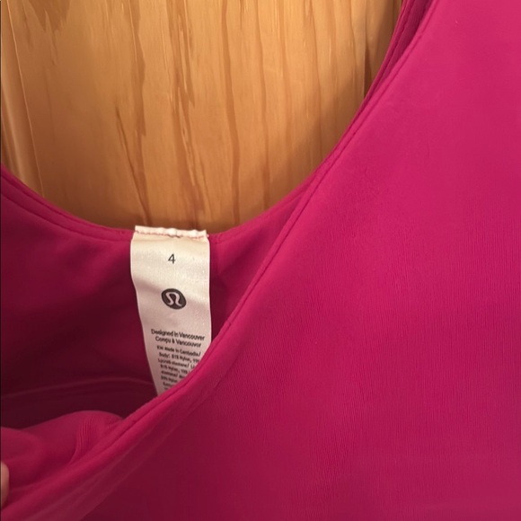 Lululemon Athletica Vibrant Ripened Raspberry Top - Picture 2 of 5